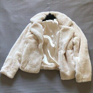 NWT Bold Elements Ivory White Faux Fur Coat - Size Women's S